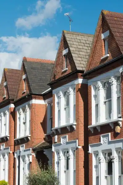 The Question Every Homeowner Asks: When Should I Serve Notice Egham?